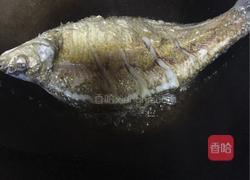 红烧蘑菇扁鱼的做法图解2