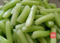 清调绿菜茎的做法图解3