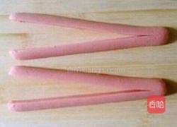 心形火腿肠鸡蛋的做法图解1