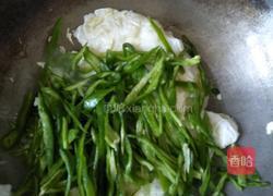 咸鸭蛋白炒青椒的做法图解7