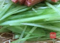 凉拌豆皮的做法图解2
