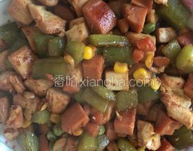 家庭版雞肉炒三丁