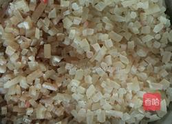 肉皮冻的做法图解1