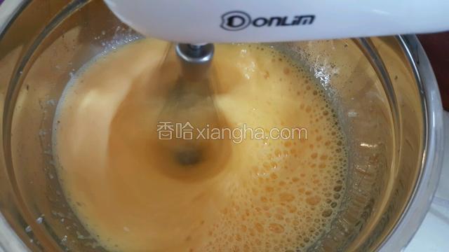 电动打蛋器，打发。