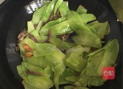 土猪肉炒莴笋片的做法图解5