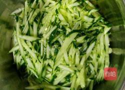 黄瓜拌粉丝的做法图解5