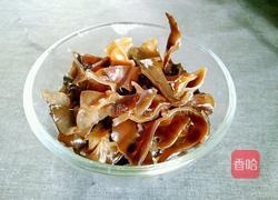 虾皮韭菜炒木耳的做法图解3