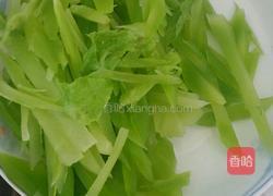 青笋炒肉的做法图解2