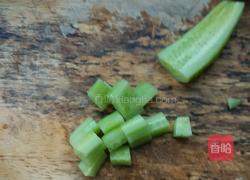 胡罗卜炒玉米的做法图解4