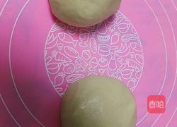 莲蓉蛋黄酥的做法图解2