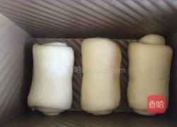 淡奶油方包的做法图解12