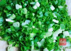 韭菜大肉水饺的做法图解7