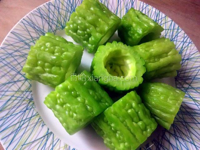 苦瓜变色后，出锅
