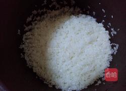 土豆臘腸燜飯的做法圖解10