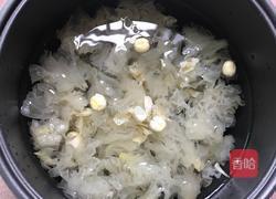 银耳鸡蛋糖水的做法图解7