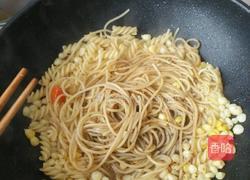 炒意面的做法图解6