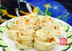 蒸饺（玫瑰花形）的做法图解2