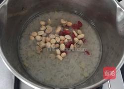 牛奶炖花生的做法图解4