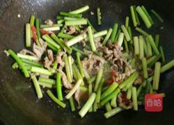 蒜苗肉丝的做法图解5