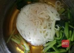 菠菜粉丝汤的做法图解3