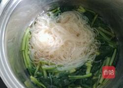 菠菜粉丝汤的做法图解4