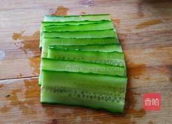 黄瓜胡罗卜煎蛋三明治的做法图解1