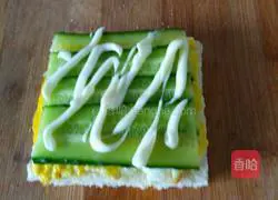 Cucumber and Carrot Omelette Sandwich Recipe Illustration 6