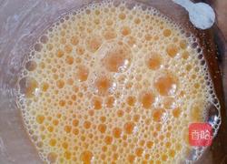 香煎小葱鸡蛋馒头片的做法图解2