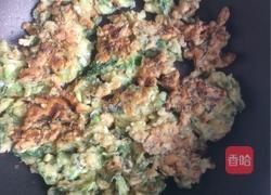 油煎槐花的做法图解5