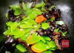 农家炒莴笋的做法图解11