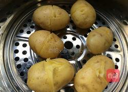 土豆丸子的做法图解2