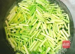 凉拌西芹的做法图解7