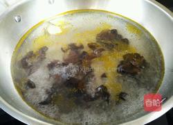 榨菜木耳青菜汤的做法图解4