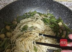 豆角肉焖面的做法图解16