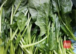 小酱炒菠菜的做法图解1