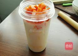 胡萝卜苹果汁的做法图解3