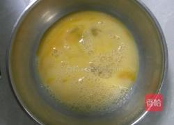 蒜苔木耳炒鸡蛋的做法图解3