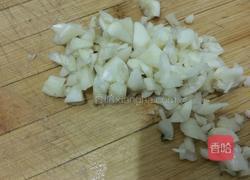 蒜末虾米生菜的做法图解2