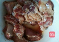 黑胡椒仔排的做法图解1