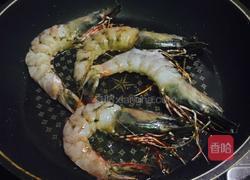 香煎美极斑节虾的做法图解7