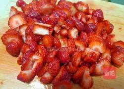 自制草莓果酱的做法图解2