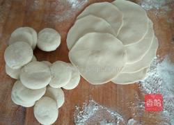 鸡肉香菇洋葱饺子的做法图解6