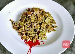 腊肉腌菜炒香椿的做法图解1