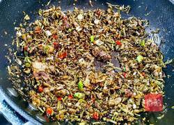 腊肉腌菜炒香椿的做法图解9