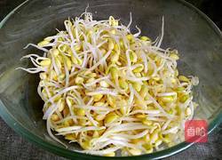 黄豆芽炒肉丝的做法图解3