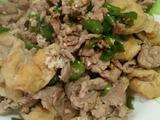 油豆腐炒肉