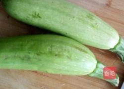 清炒西葫芦的做法图解1