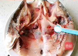 剁椒鱼头的做法图解3