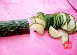 出水莲花拼盘的做法图解4