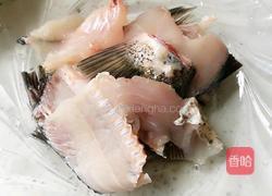 酸菜鱼(微辣版)的做法图解1